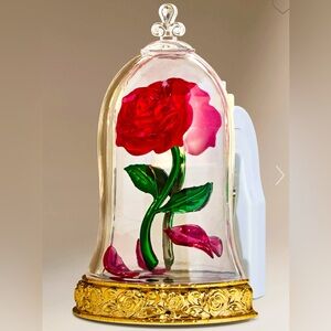 Bath & Body Works Red Rose in Glass Dome Decorative Night Light